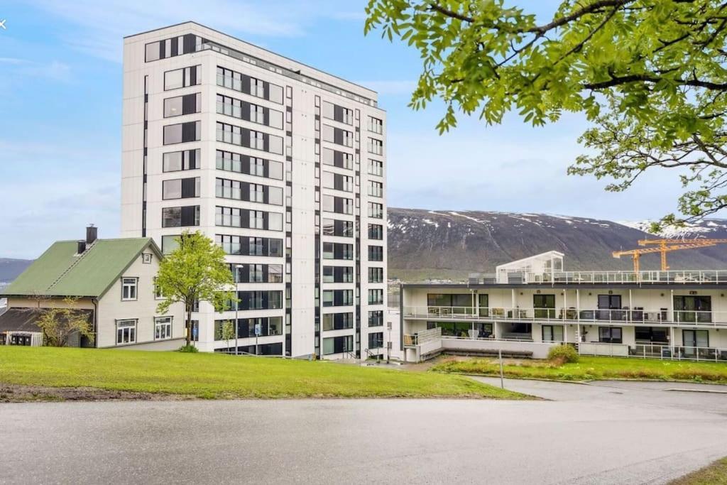 City Center 7Th Floor Apartement With Beautiful View Tromsø Zewnętrze zdjęcie